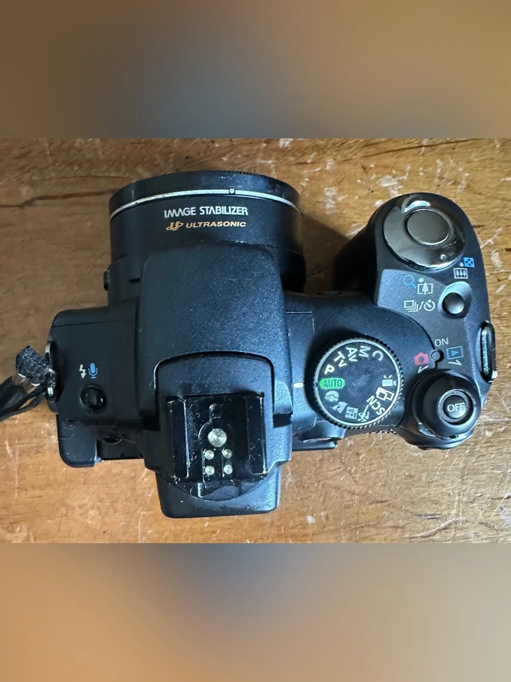 Canon PowerShot S5 IS 8MP 12x Optical Zoom Digital Camera FOR PARTS/REPAIR
